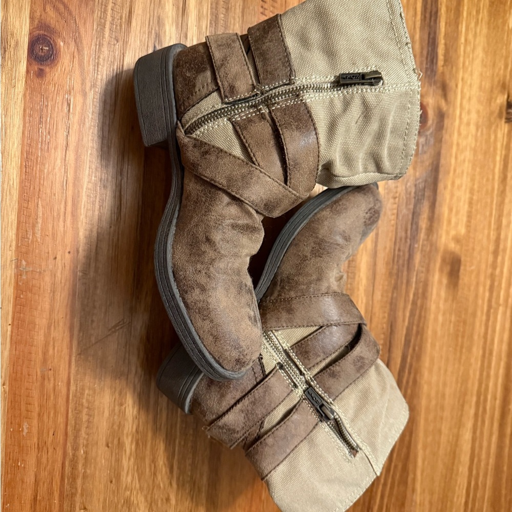 Roxy Brown and Tan Ankle Boots